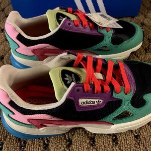 Adidas Womens Falcon Sneaker NWT